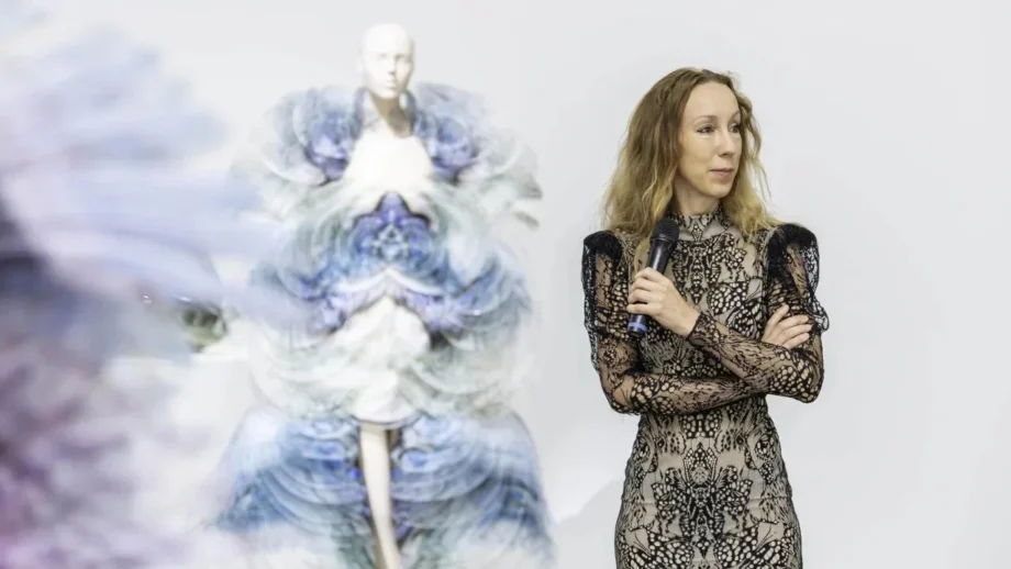 Iris van Herpen at “Iris van Herpen Sculpting the Senses” at the Gallery of Modern Art, Brisbane. Photo QAGOMA